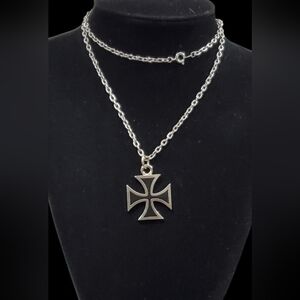 Maltese Cross Pendant Necklace